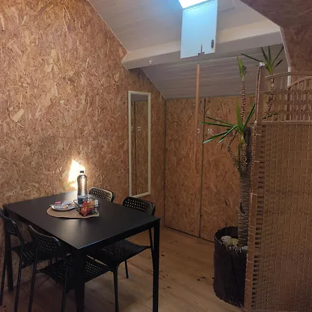 Train Διαμέρισμα *